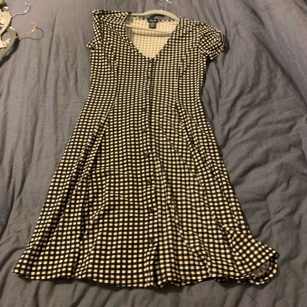 Black and white dress